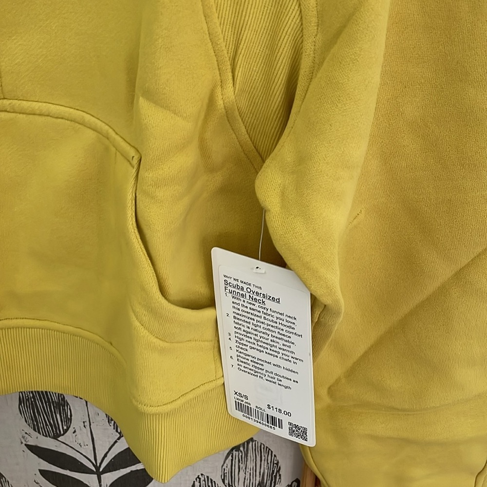 NWT LULULEMON SCUBA 1/2 ZIP OVERSIZED JACKET SOLEIL YELLOW SIZE XS/SMALL - Picture 3 of 5